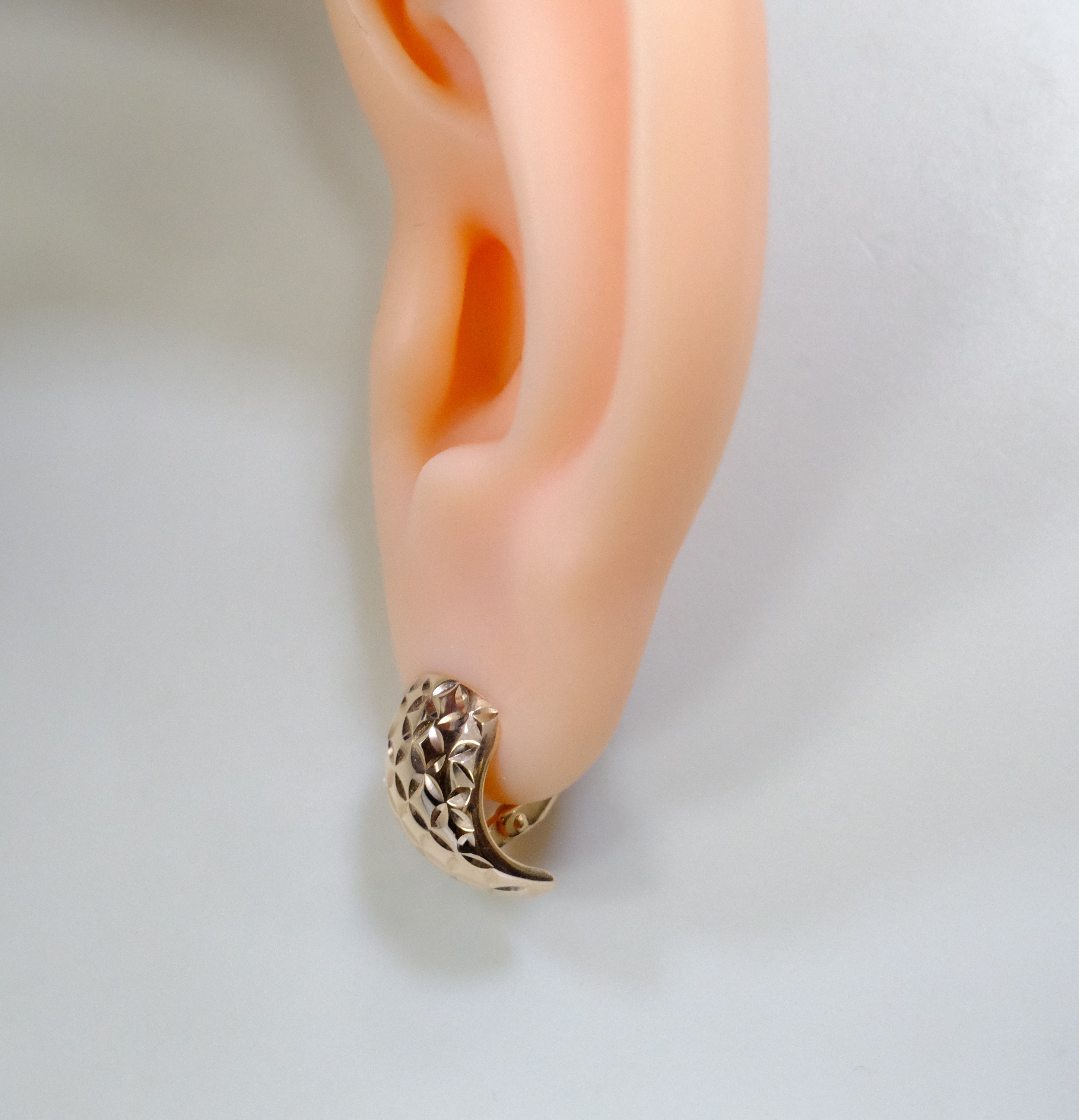 Серьги из золота